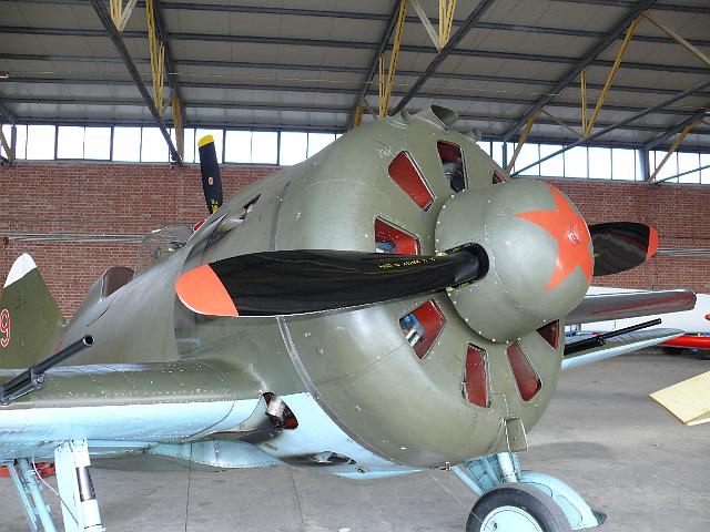 polikarpov _i16_rata_ott09_06